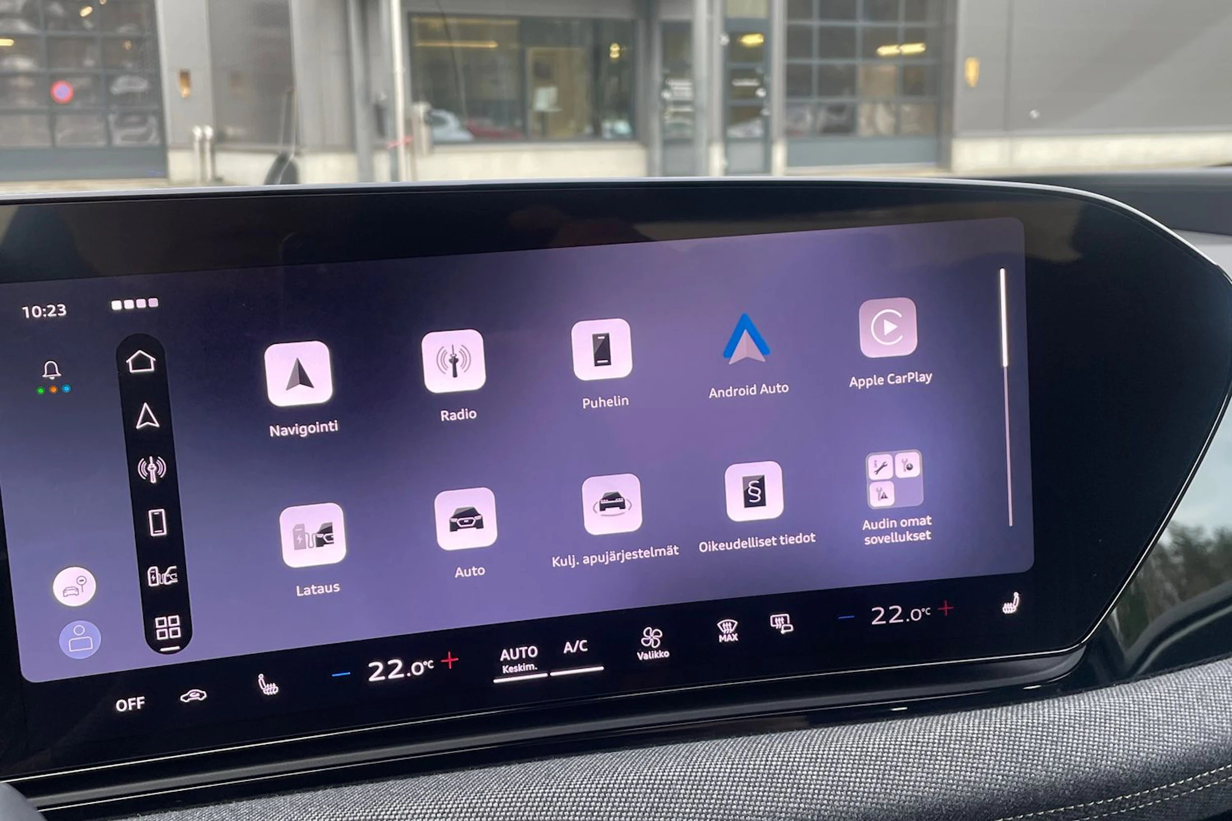 harmaa Audi A6 e-tron 2026 kuva 27.
