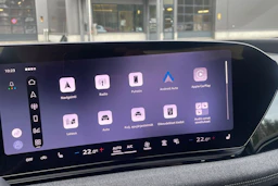 harmaa Audi A6 e-tron 2026 kuva 27.