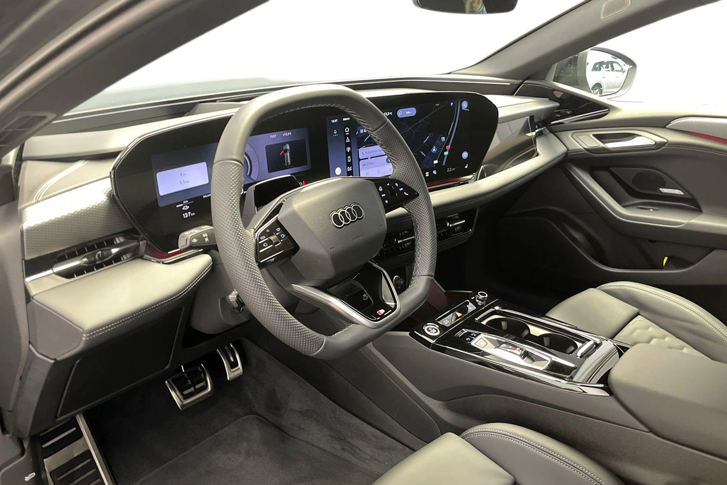 daytona harmaa Audi A6 e-tron 2026 kuva 6.