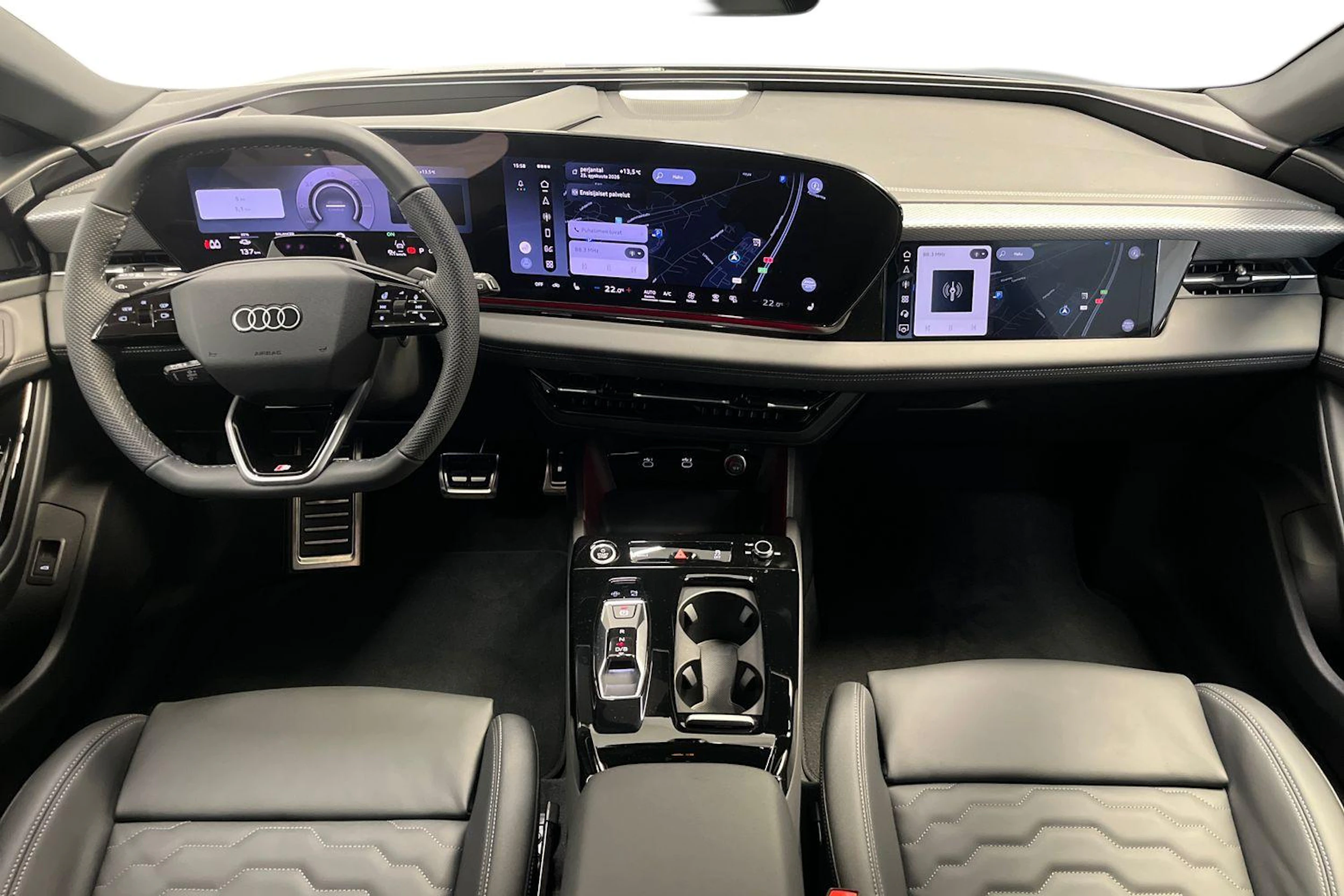 daytona harmaa Audi A6 e-tron 2026 kuva 7.