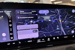 sininen Audi A6 e-tron 2026 kuva 12.