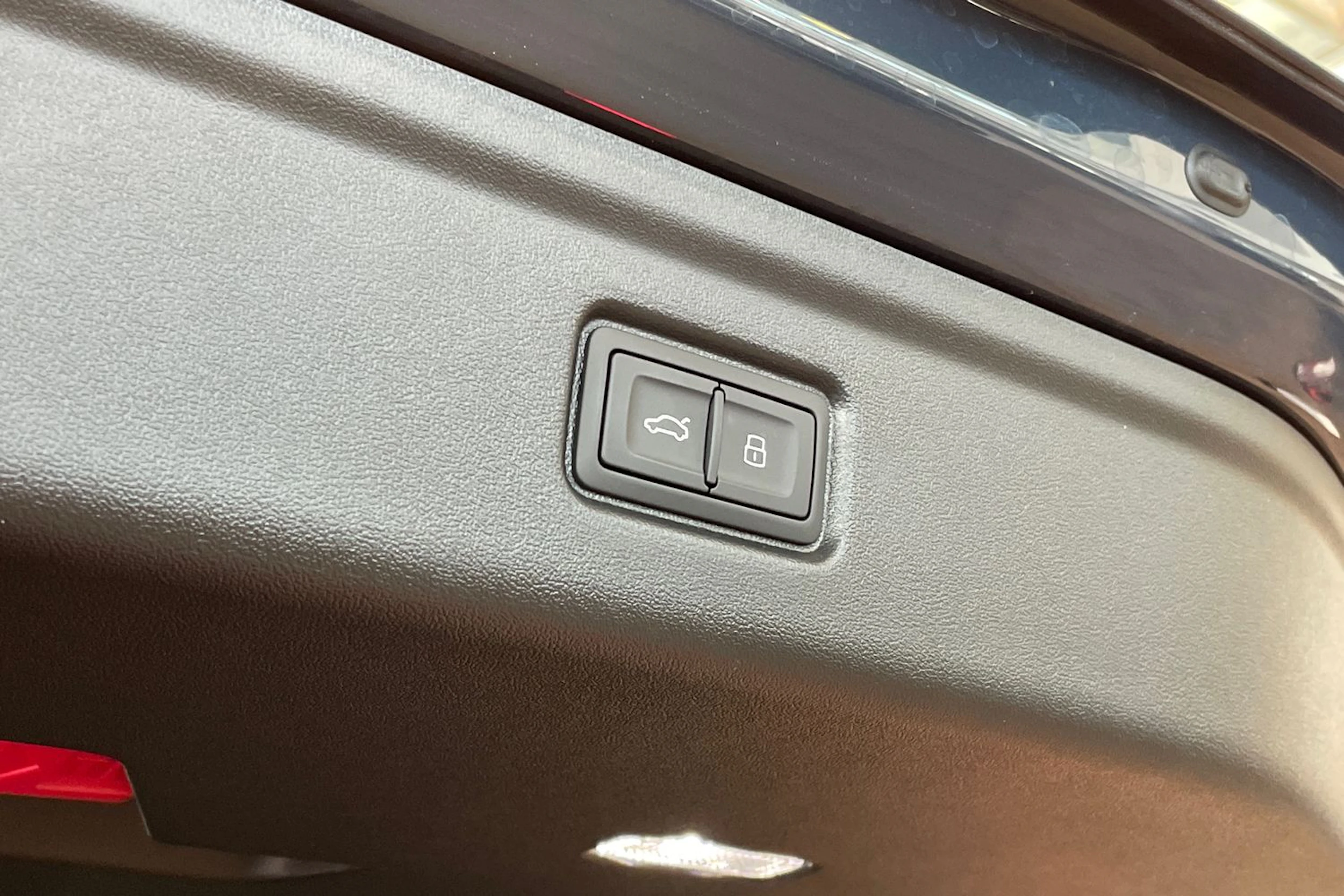 sininen Audi A6 e-tron 2026 kuva 16.