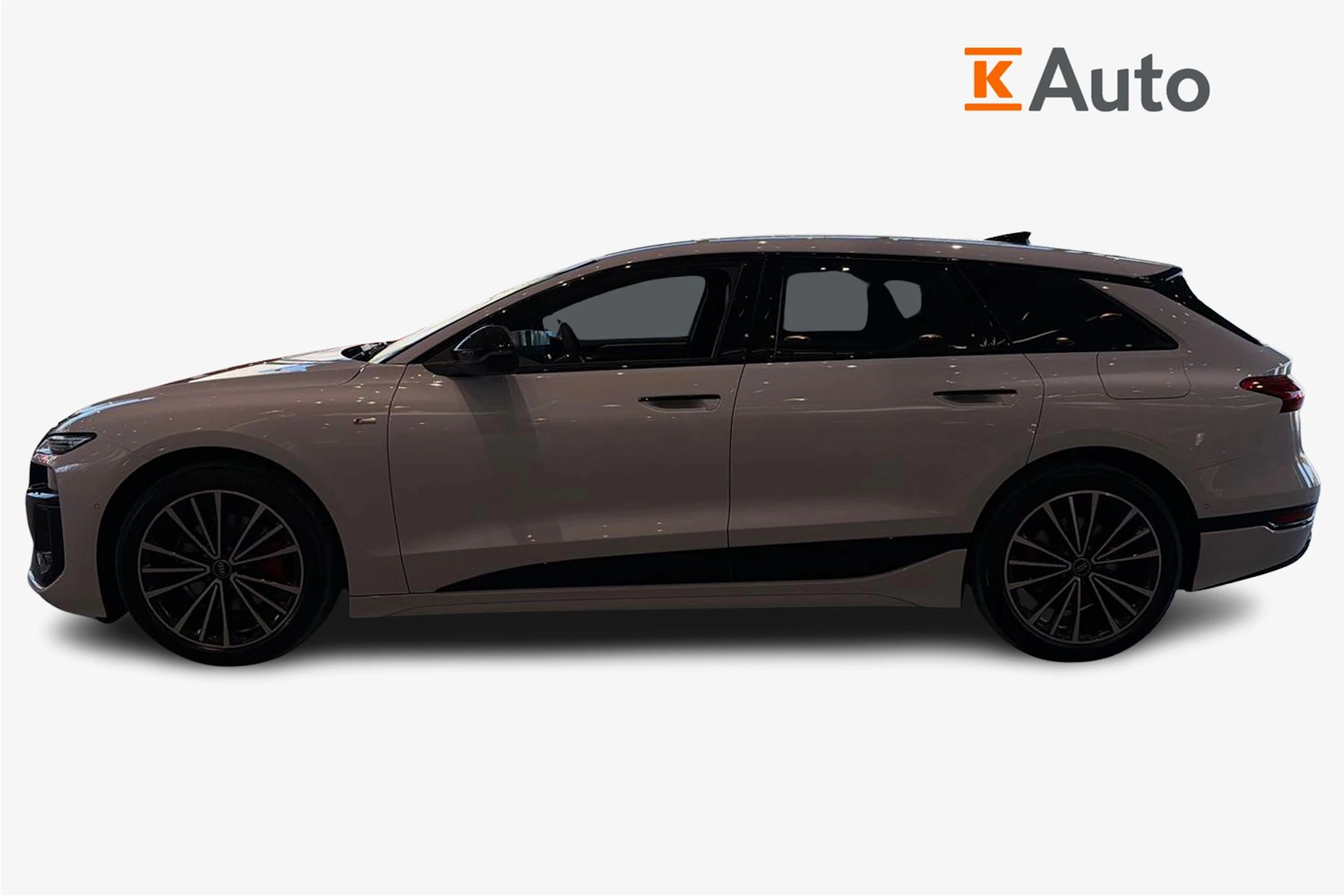 valkoinen Audi A6 e-tron 2026 kuva 5.