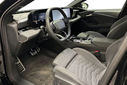 musta Audi A6 e-tron 2026 kuva 8.