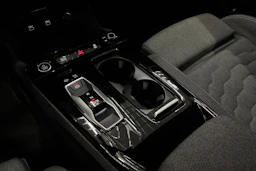 musta Audi A6 e-tron 2026 kuva 24.