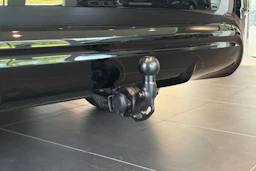 met. musta Audi A6 e-tron 2027 kuva 12.