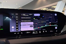 met. musta Audi A6 e-tron 2027 kuva 16.