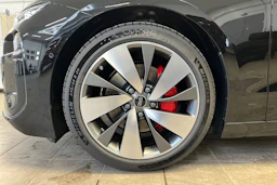 mythos musta Audi A6 e-tron 2026 kuva 10.