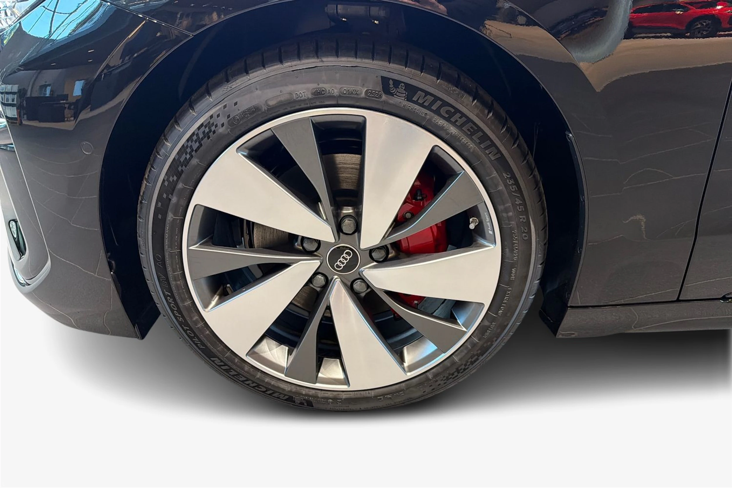 musta Audi A6 e-tron 2027 kuva 9.