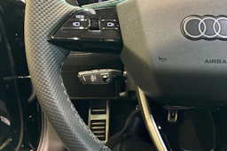 musta Audi A6 e-tron 2027 kuva 13.