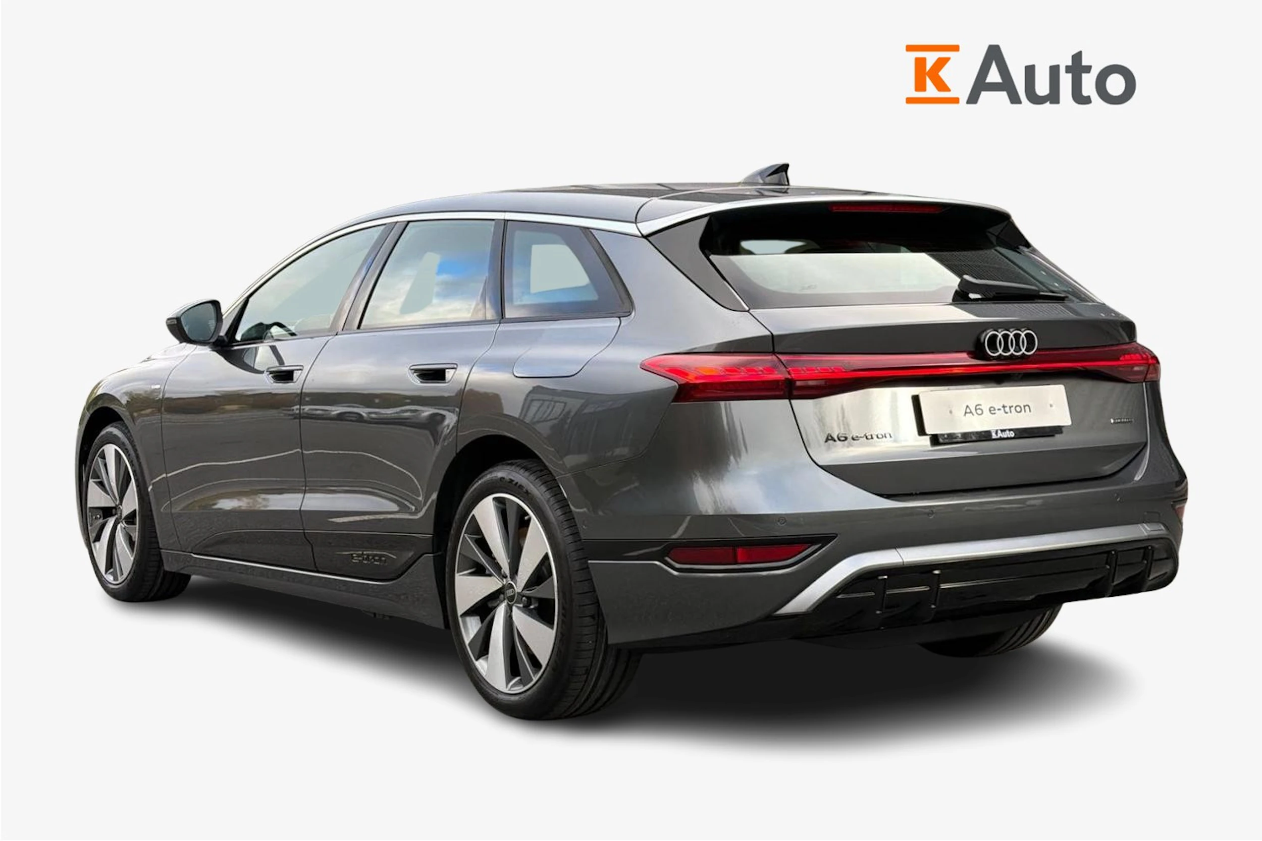 met. harmaa Audi A6 e-tron 2027 kuva 2.