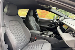 met. harmaa Audi A6 e-tron 2027 kuva 14.