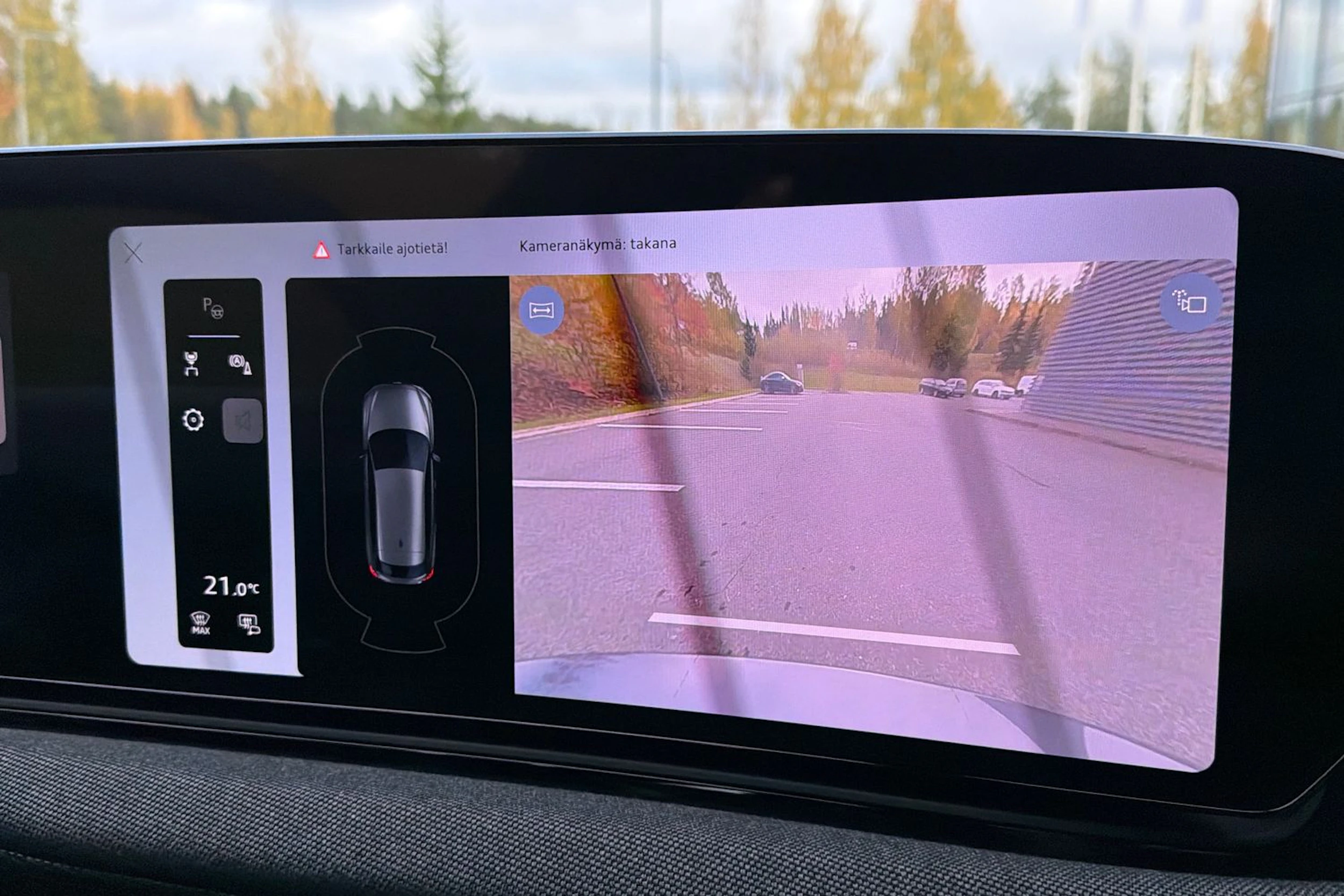 met. harmaa Audi A6 e-tron 2027 kuva 21.