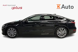 Musta Audi A6 SB e-tron 2025 kuva 5.