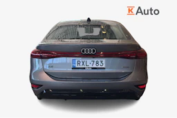 harmaa Audi A6 Sportback e-tron 2025 kuva 19.