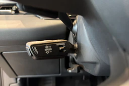 harmaa Audi A6 Sportback e-tron 2025 kuva 30.