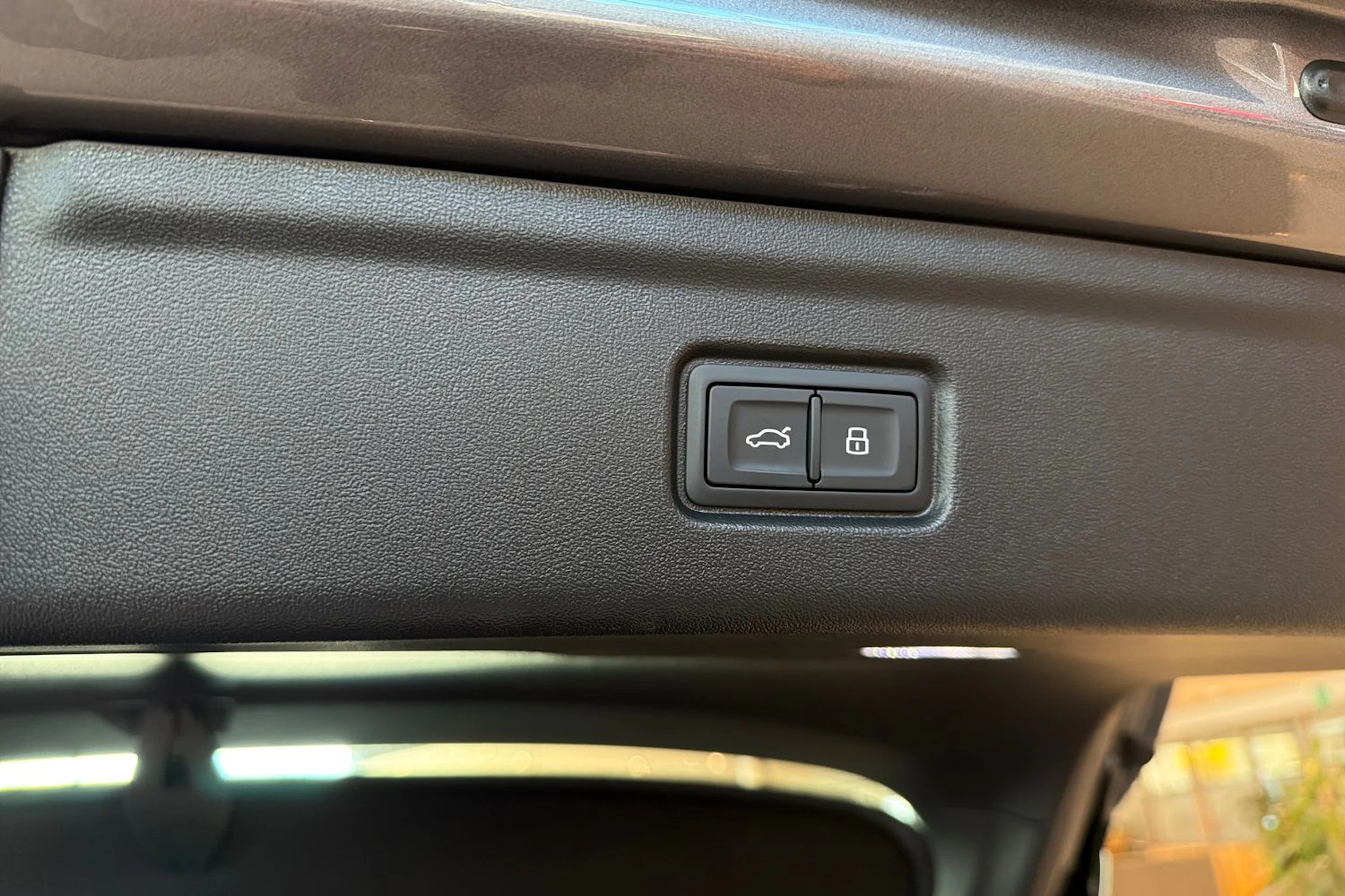 harmaa Audi A6 Sportback e-tron 2025 kuva 33.