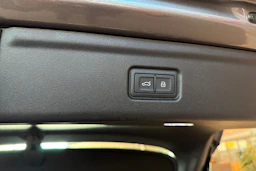 harmaa Audi A6 Sportback e-tron 2025 kuva 33.