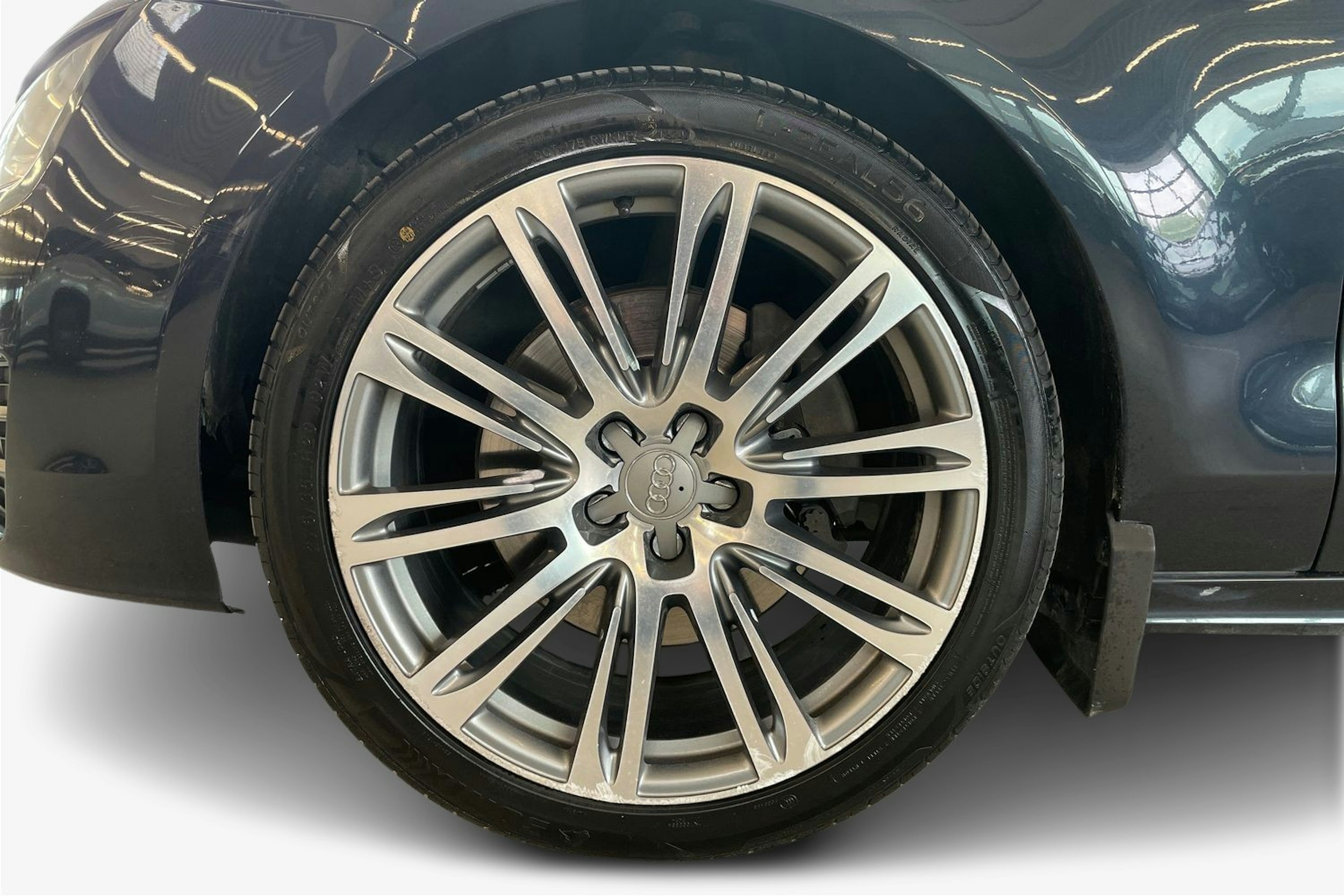 Sininen Audi A7 2011 kuva 11.