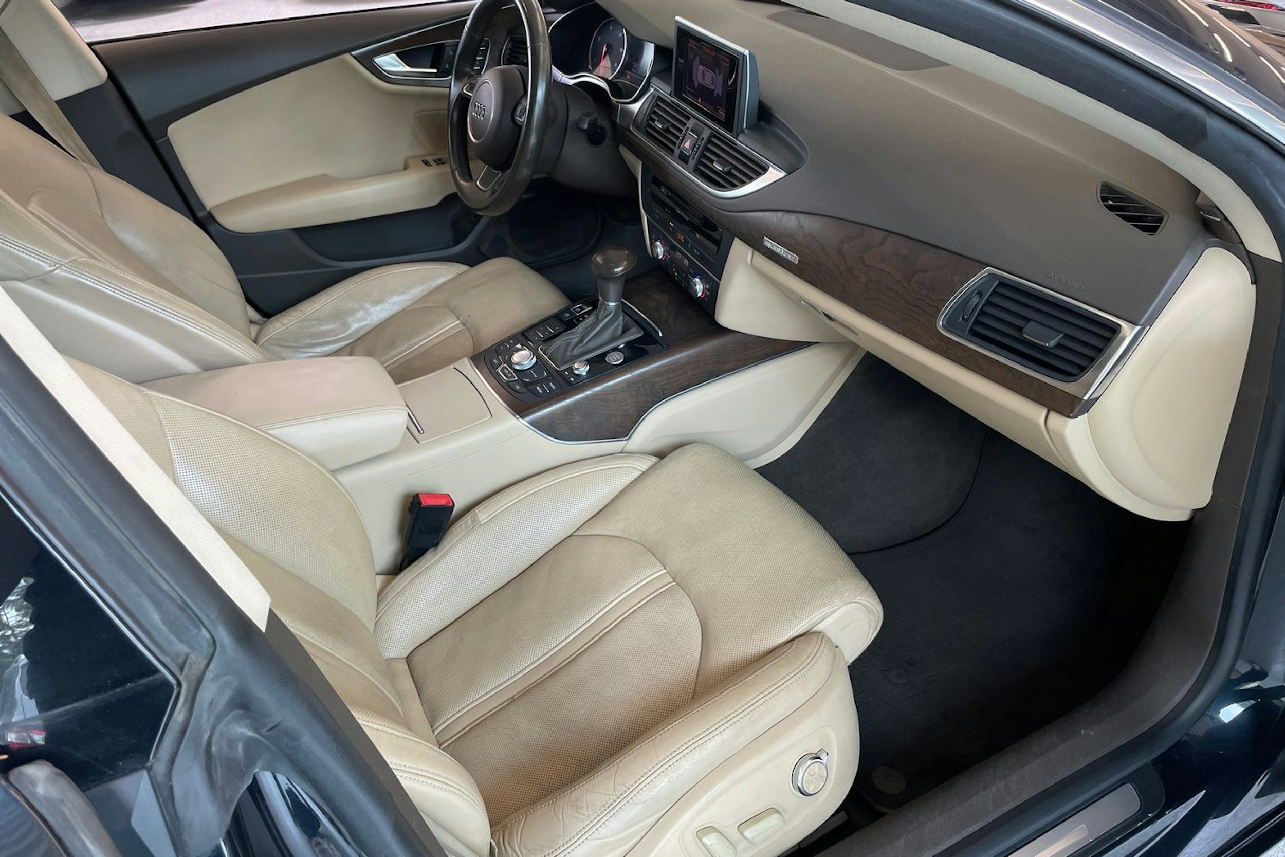 Sininen Audi A7 2011 kuva 26.