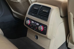 Sininen Audi A7 2011 kuva 28.