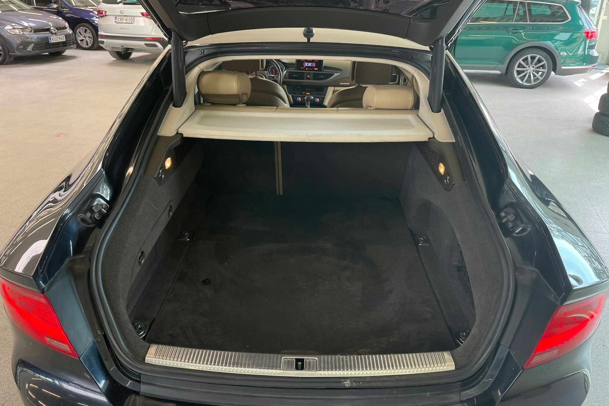Sininen Audi A7 2011 kuva 29.