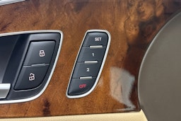 ruskea (beige) Audi A7 2011 kuva 14.