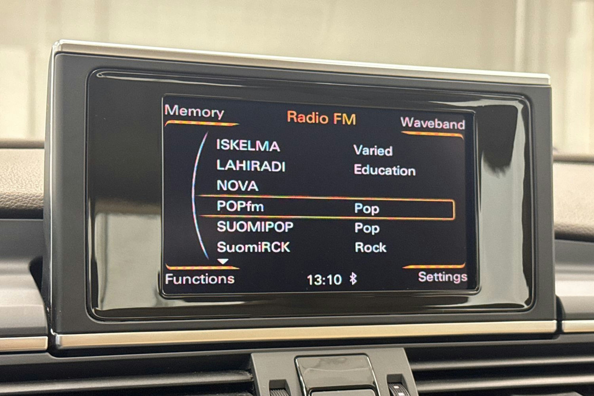 ruskea (beige) Audi A7 2011 kuva 26.