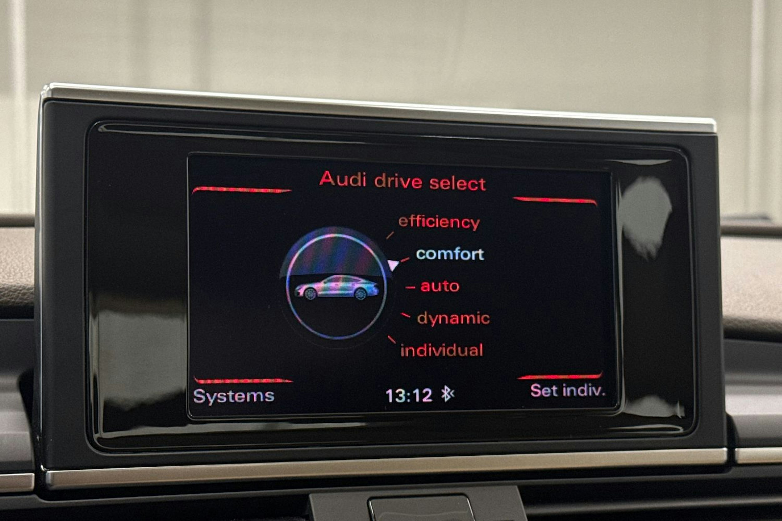 ruskea (beige) Audi A7 2011 kuva 31.