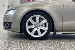 ruskea (beige) Audi A7 2011 kuva 40.