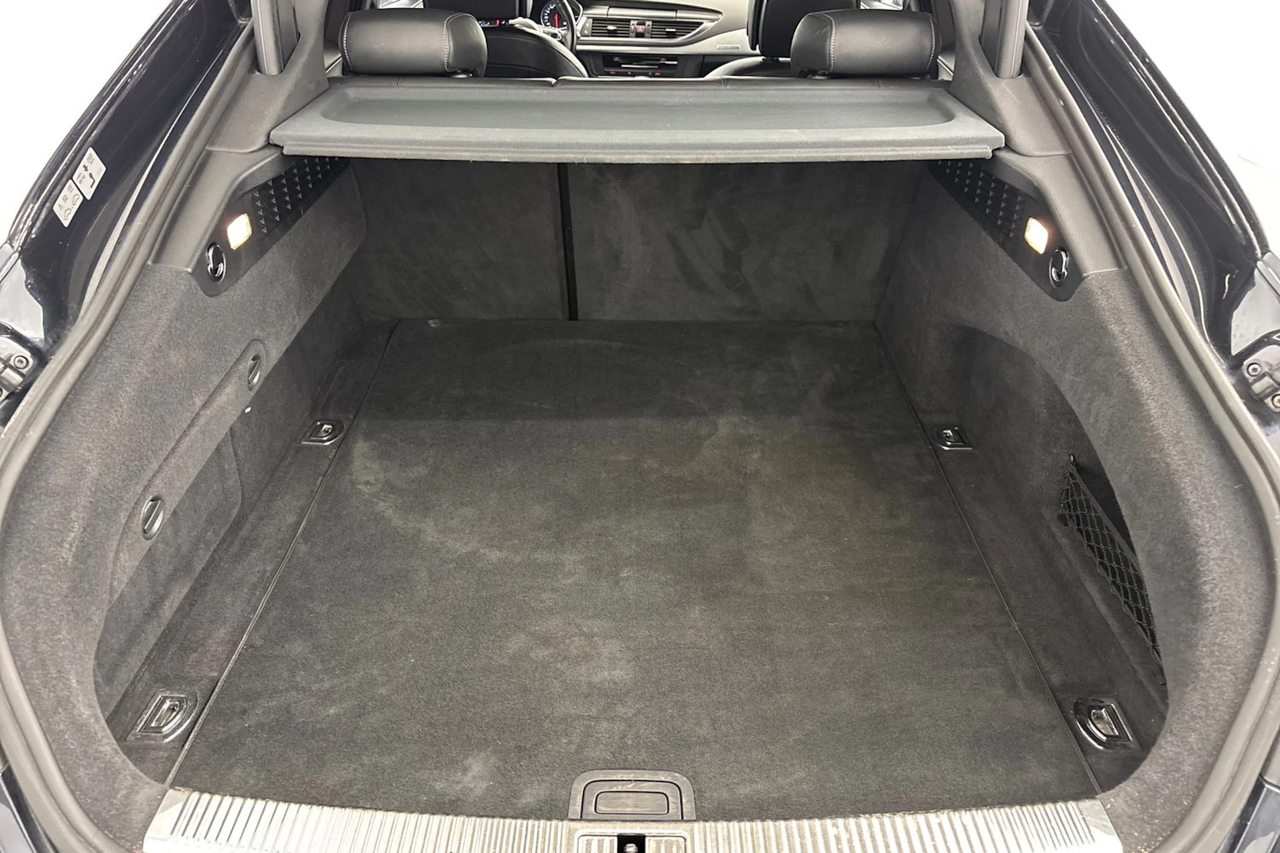 Sininen Audi A7 2012 kuva 11.