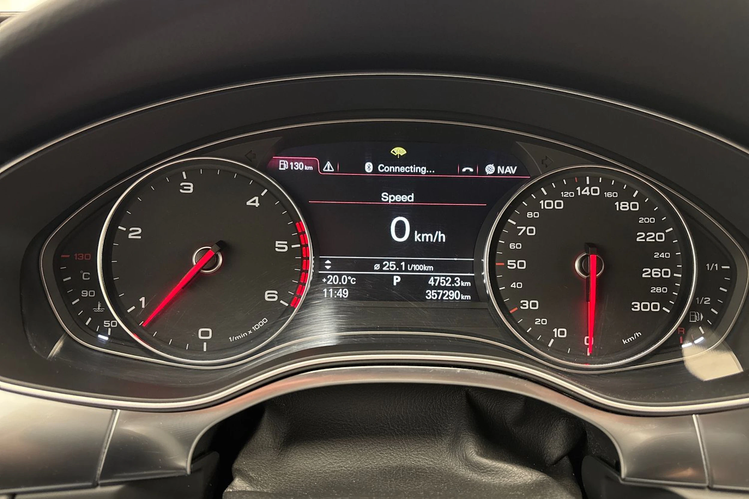 Sininen Audi A7 2012 kuva 12.