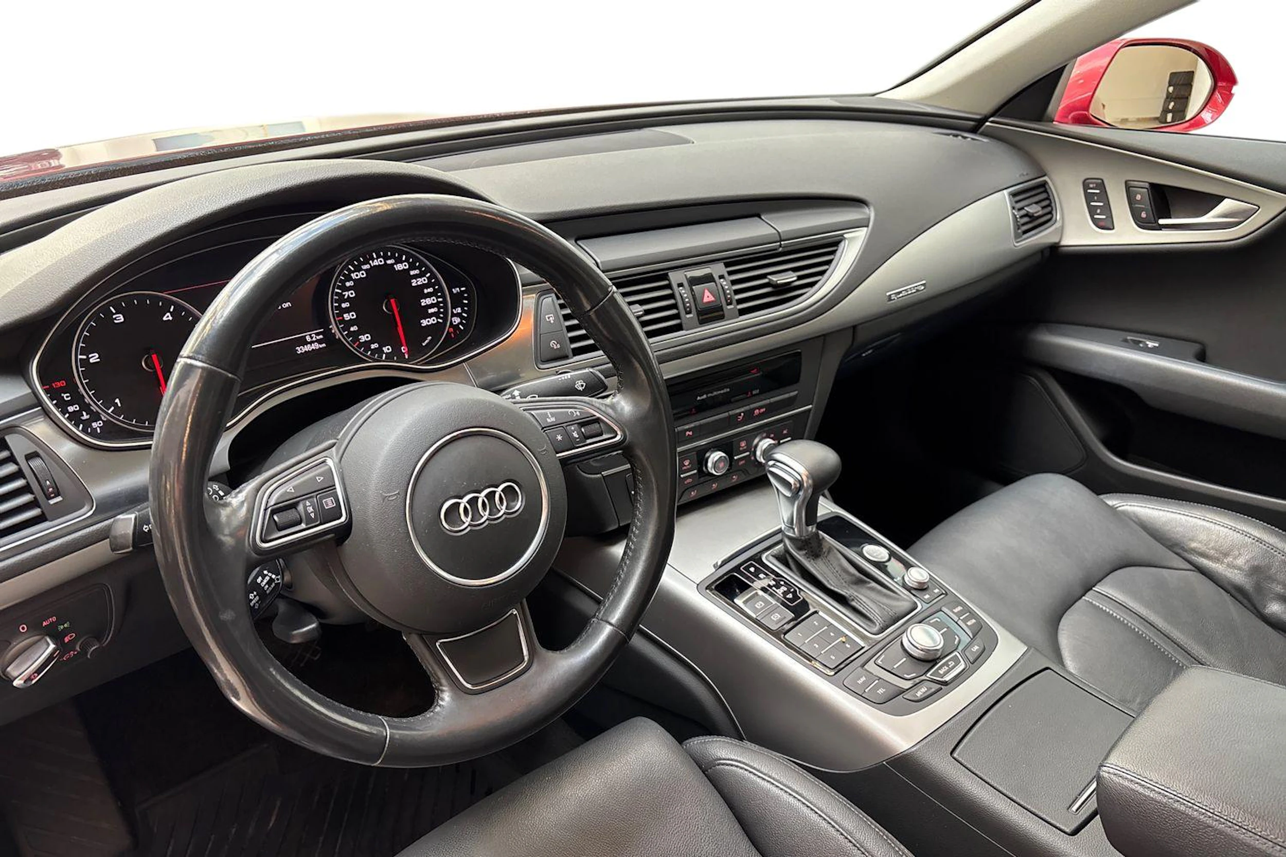 punainen Audi A7 2012 kuva 6.