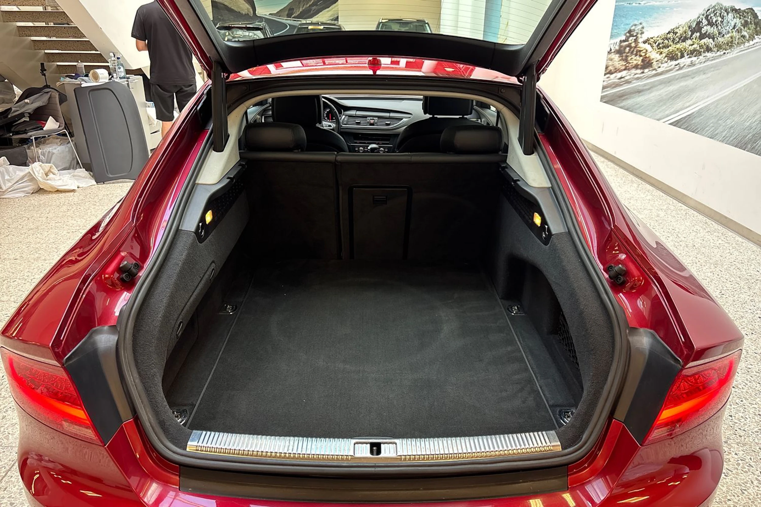 punainen Audi A7 2012 kuva 12.