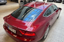 punainen Audi A7 2012 kuva 16.
