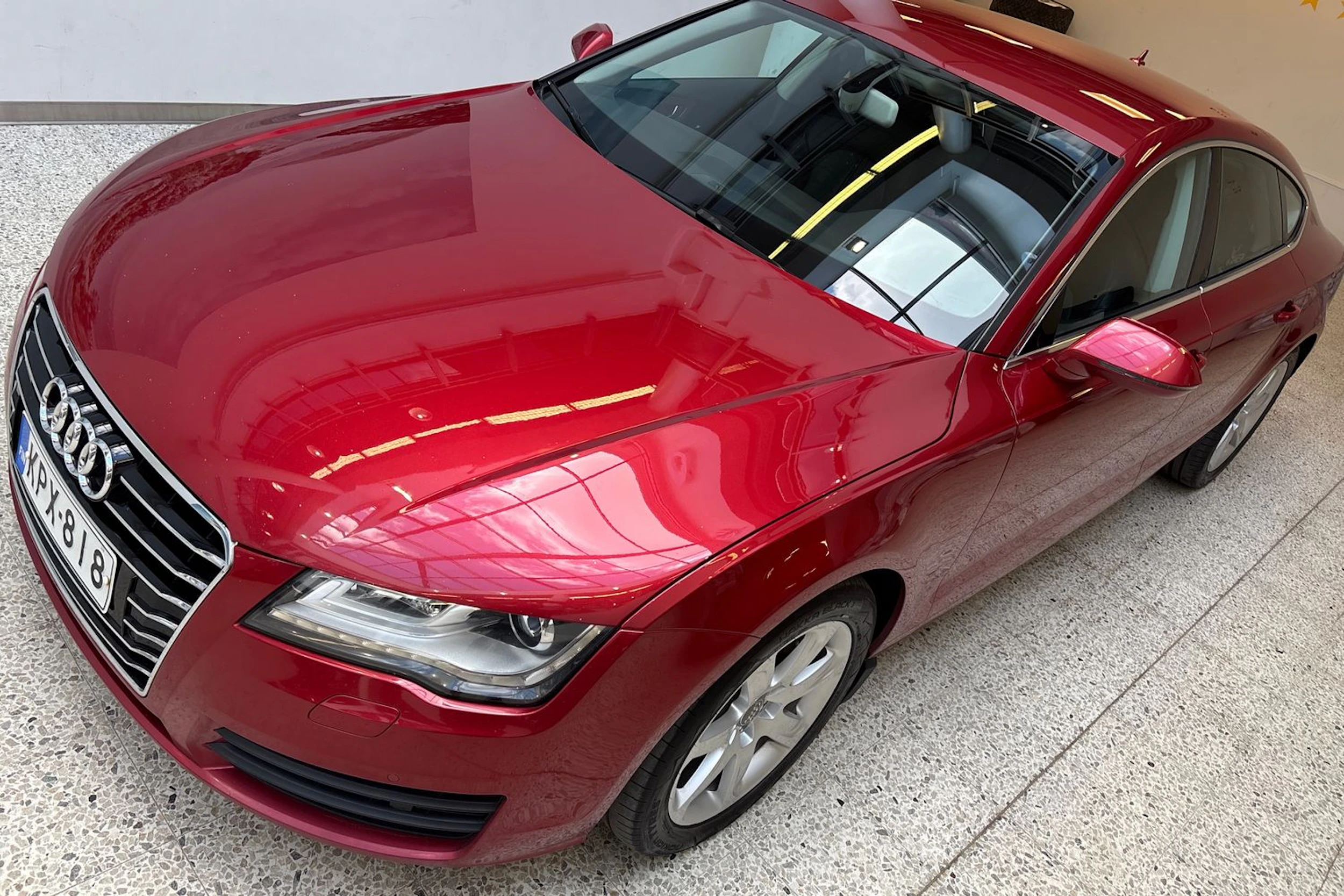 punainen Audi A7 2012 kuva 20.