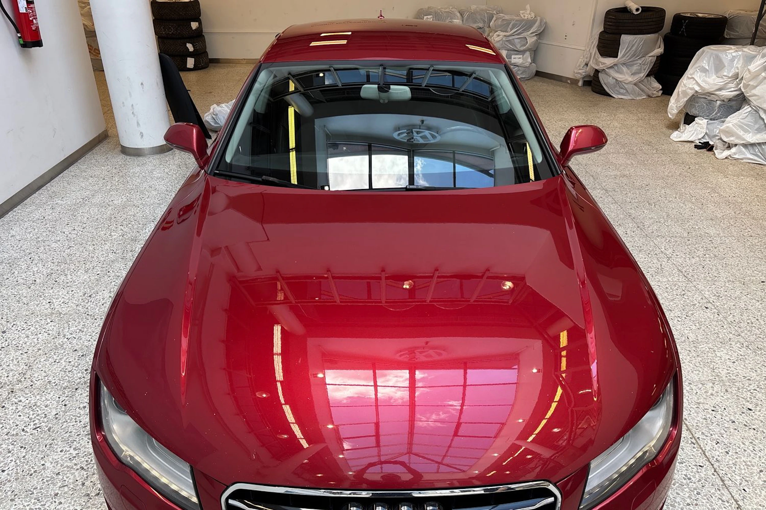 punainen Audi A7 2012 kuva 22.
