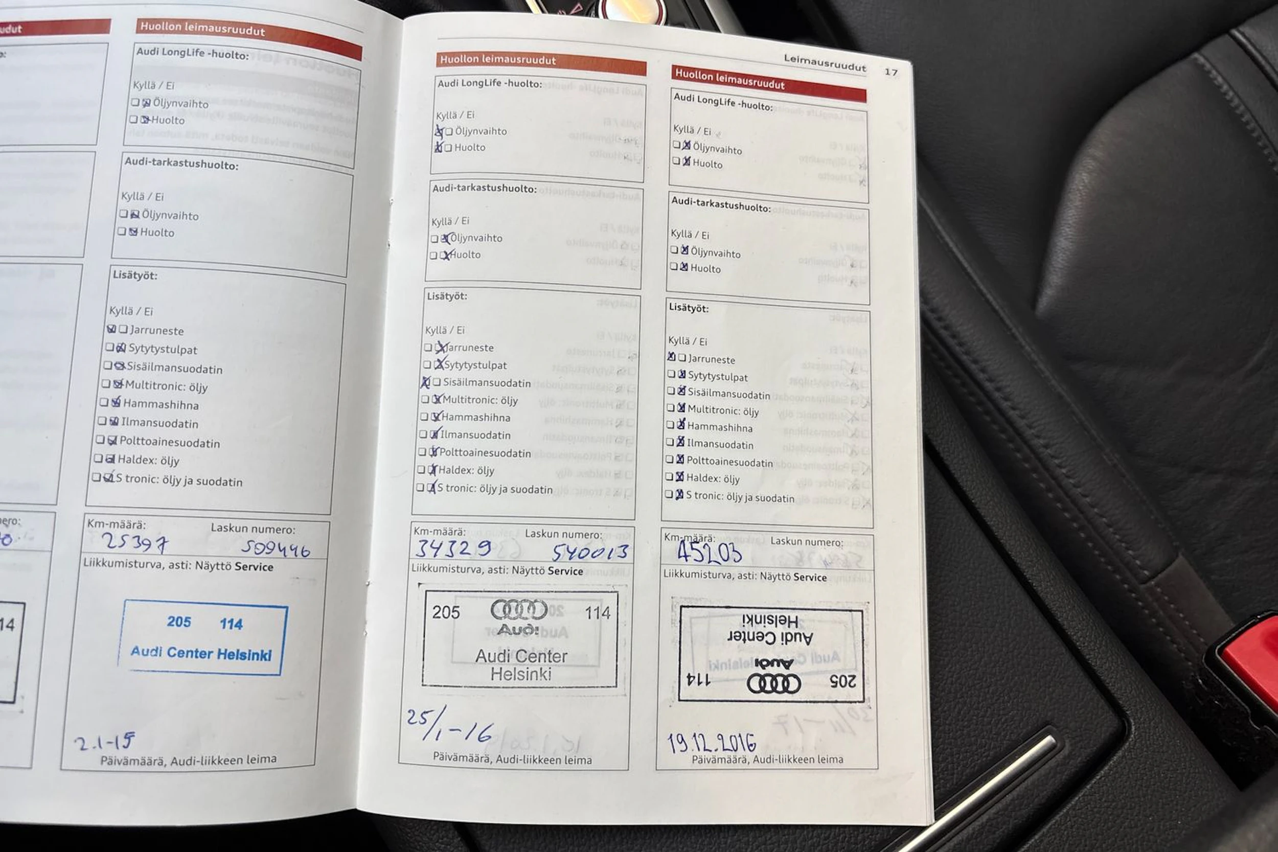 punainen Audi A7 2012 kuva 29.
