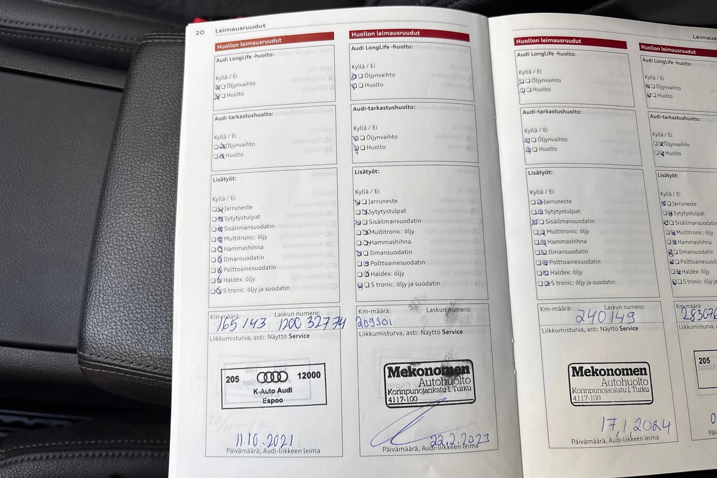 punainen Audi A7 2012 kuva 32.