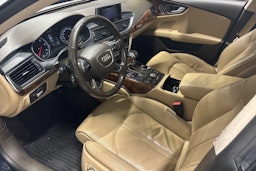 sininen Audi A7 2012 kuva 7.