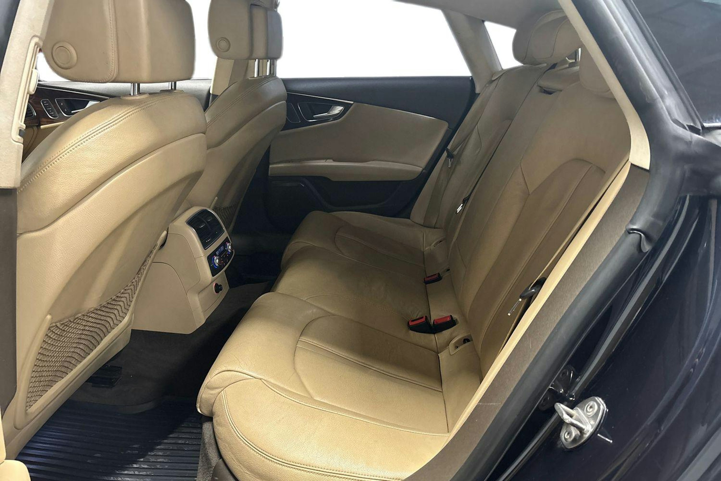 sininen Audi A7 2012 kuva 10.