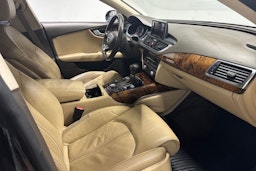 sininen Audi A7 2012 kuva 31.