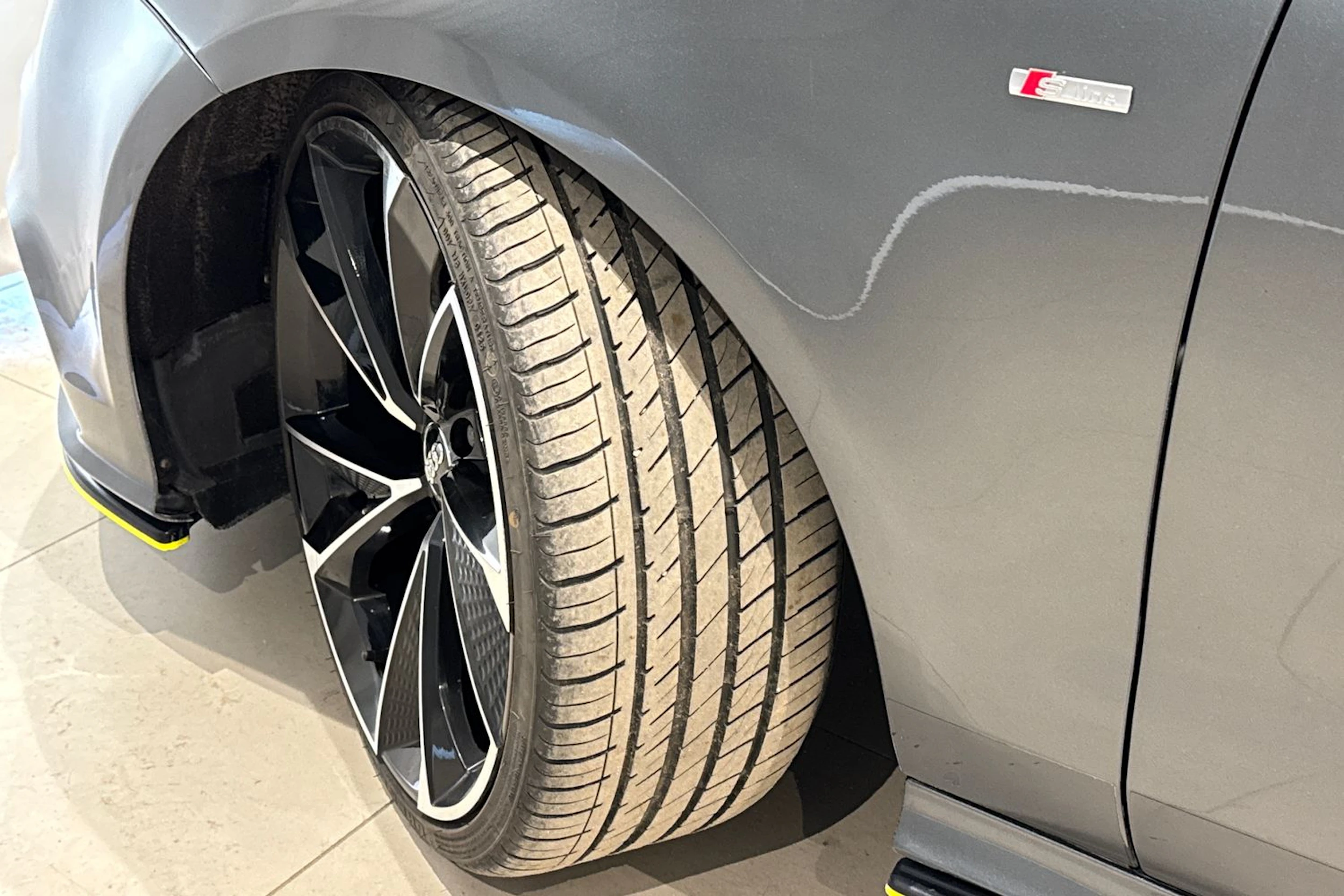 harmaa Audi A7 2013 kuva 13.
