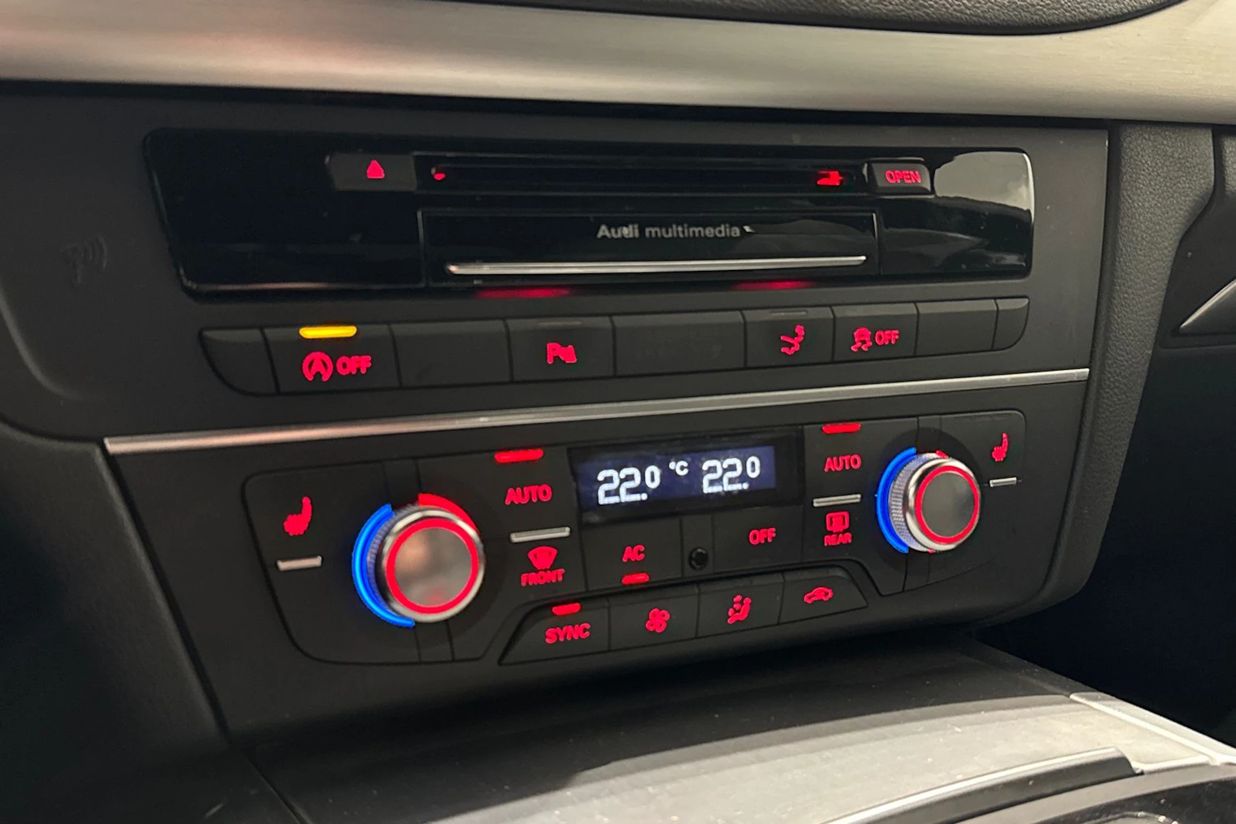 harmaa Audi A7 2013 kuva 29.