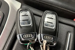 harmaa Audi A7 2013 kuva 33.