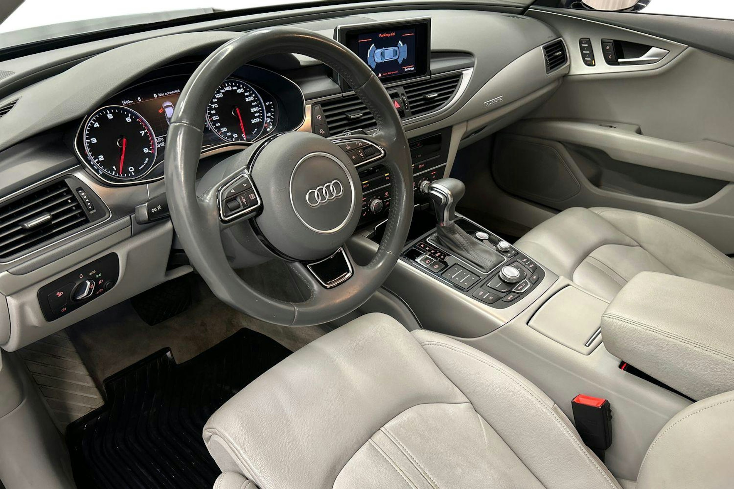 sininen Audi A7 2014 kuva 7.