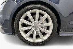 sininen Audi A7 2014 kuva 11.