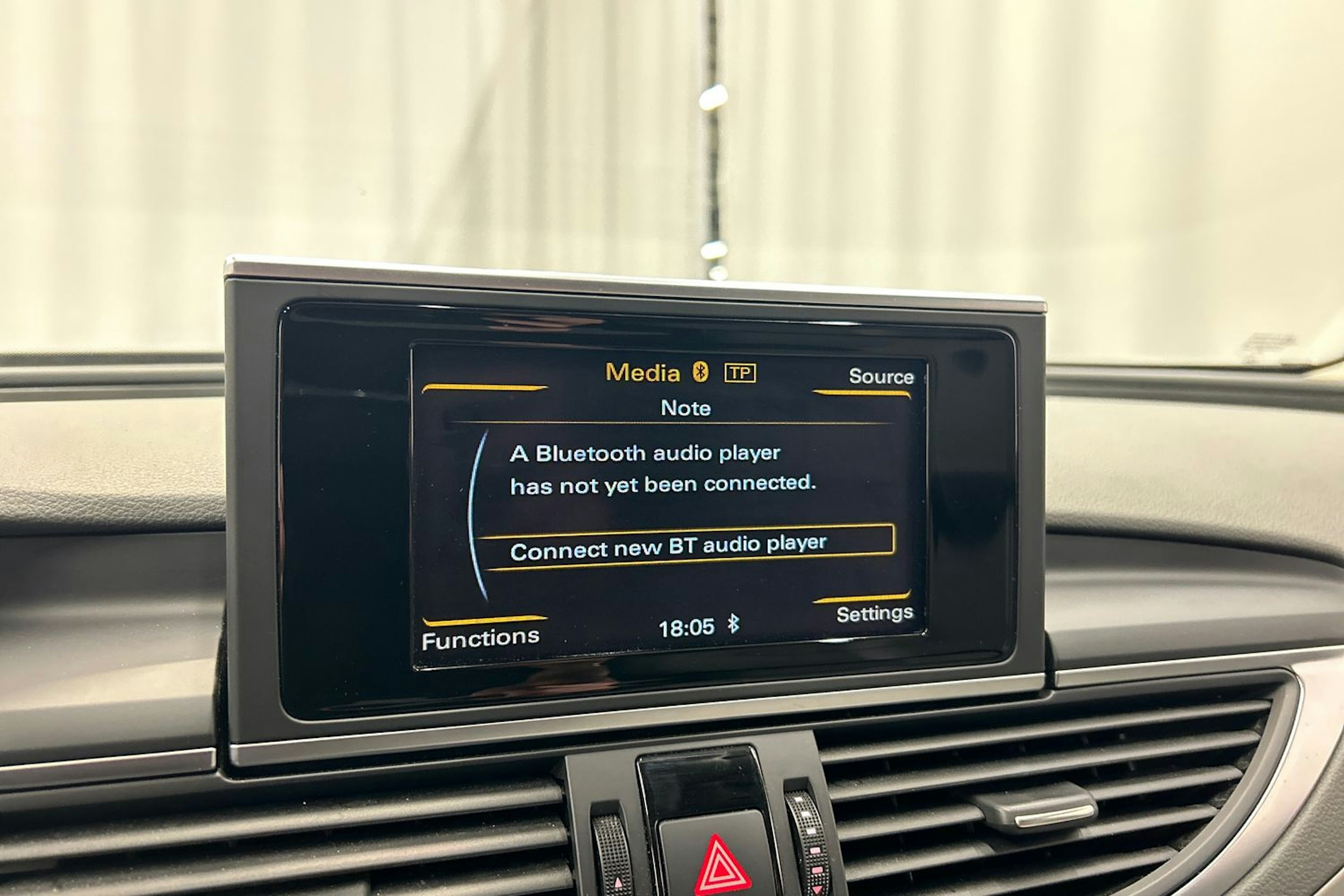 sininen Audi A7 2014 kuva 23.