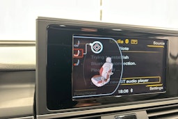 sininen Audi A7 2014 kuva 24.