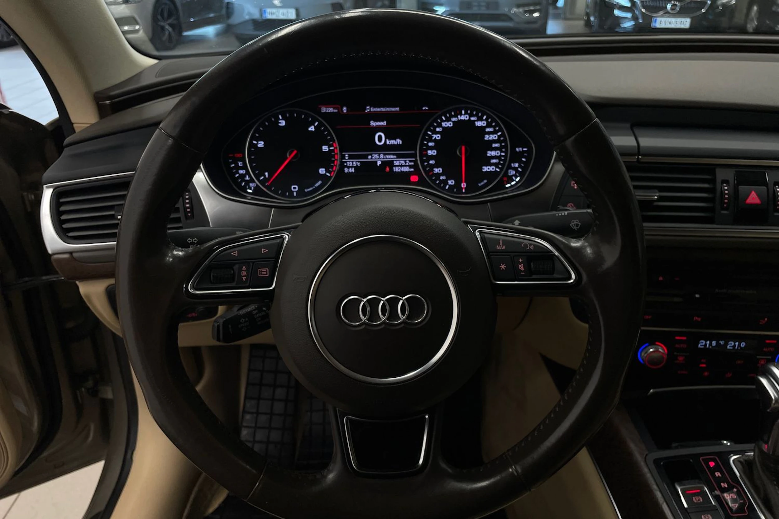 Ruskea (beige) Audi A7 2014 kuva 14.